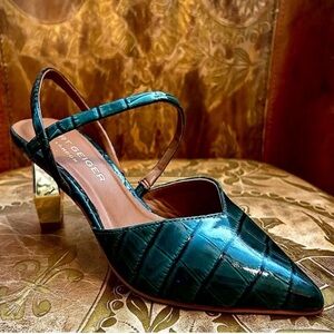 KURT GEIGER Della Slingback Gold Architectural Heel Green Croc Leather 7 NWOB